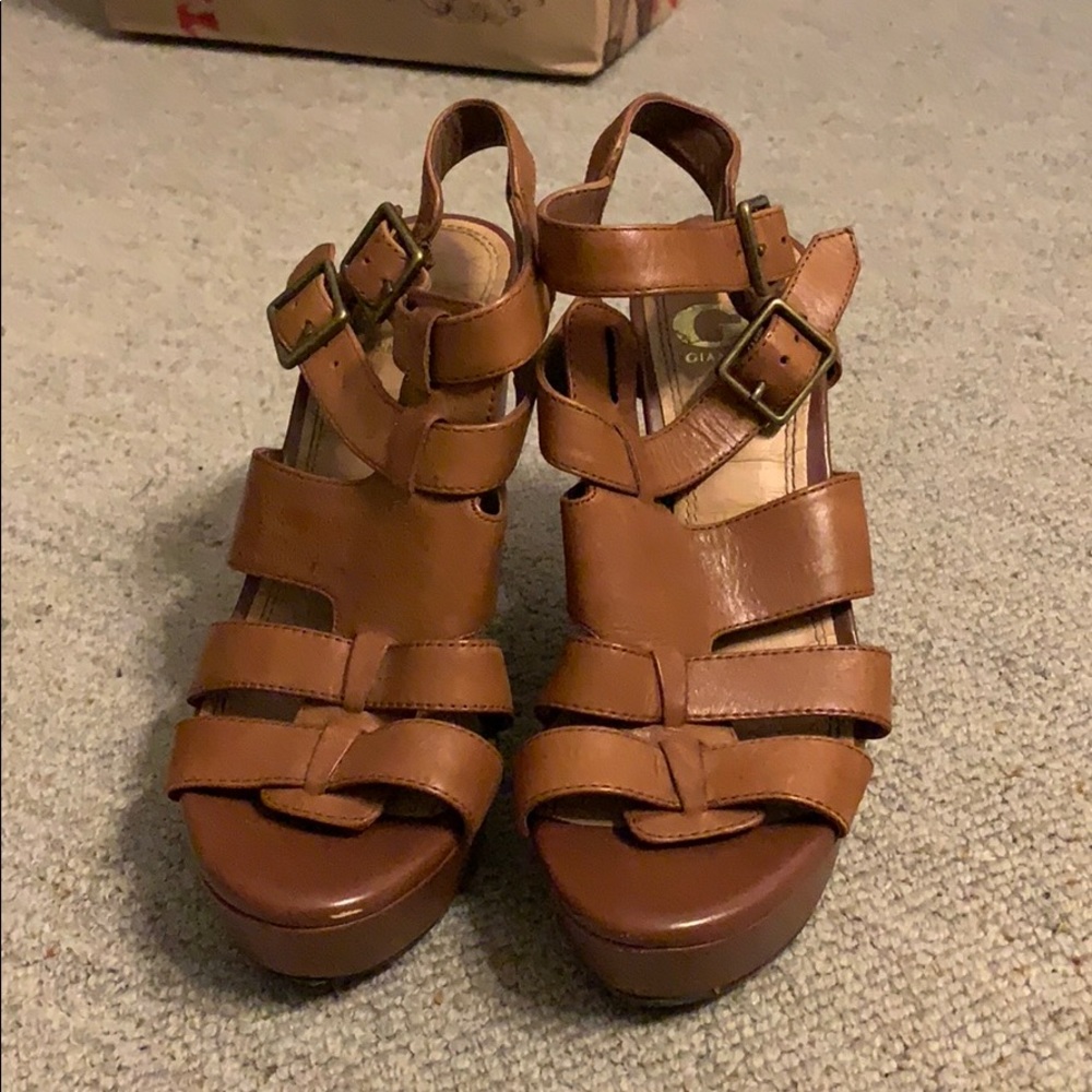 Gianni Bini wedges